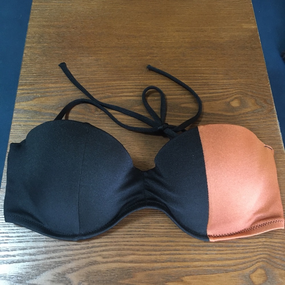 Victoria’s Secret Bikini Top